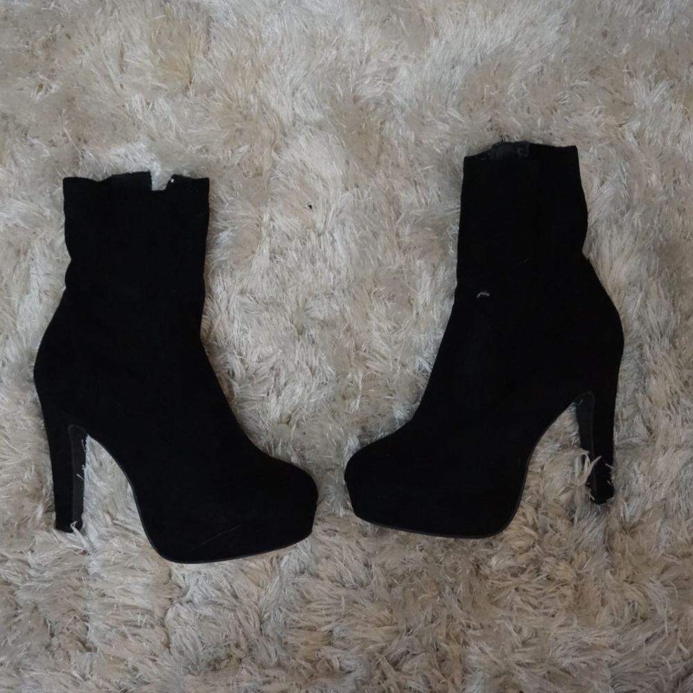 Black heel sexy shoes